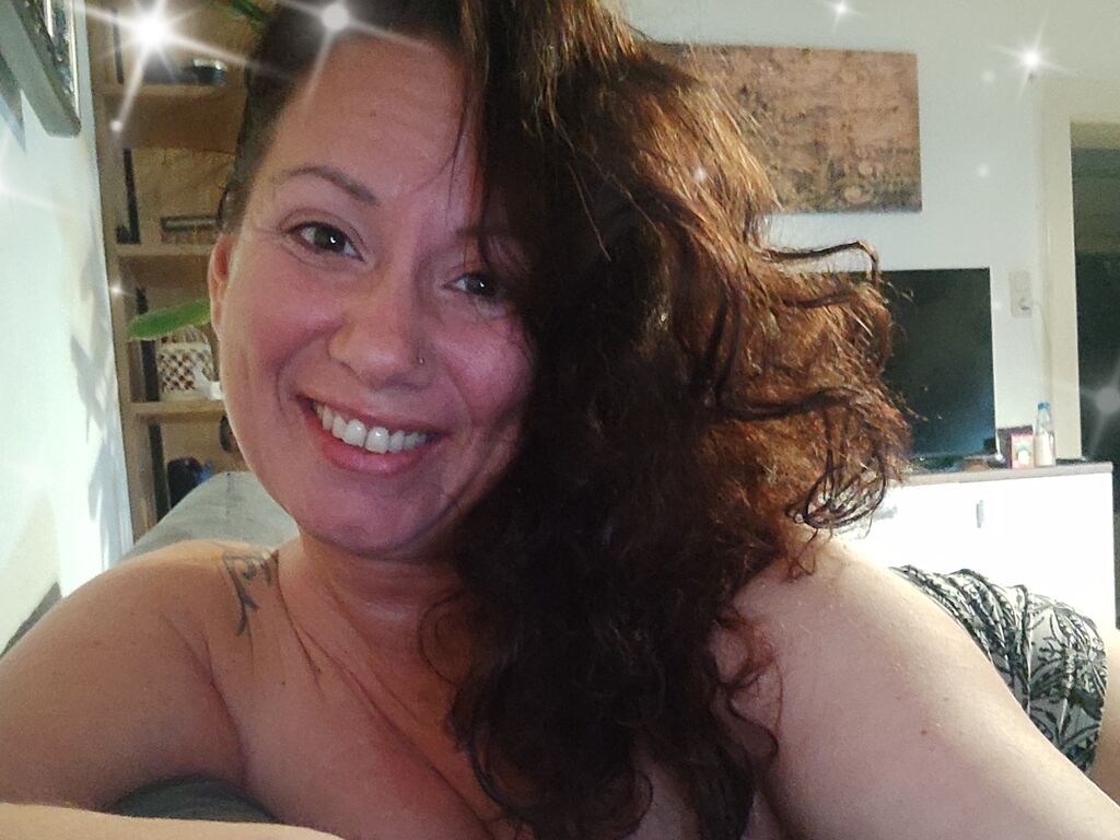 VivienMolinas></p>

       
    </div>
    </div>
</div>
<div class=